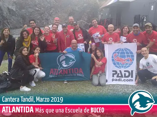 Foto del grupo de buceadores en Tandil, marzo 2019